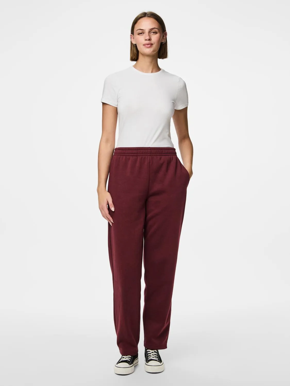 PANTALON DE CHANDAL PCCHILLI HW STRAIGHT SWEAT PANT GRANATE